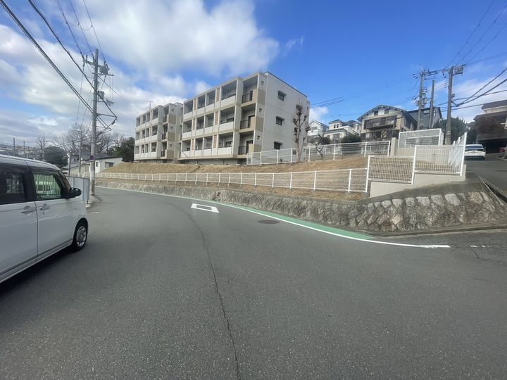 茨木春日丘ハイツの外観