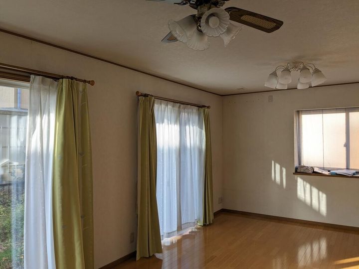 広島県東広島市高屋町小谷(一戸建)の賃貸物件の居間