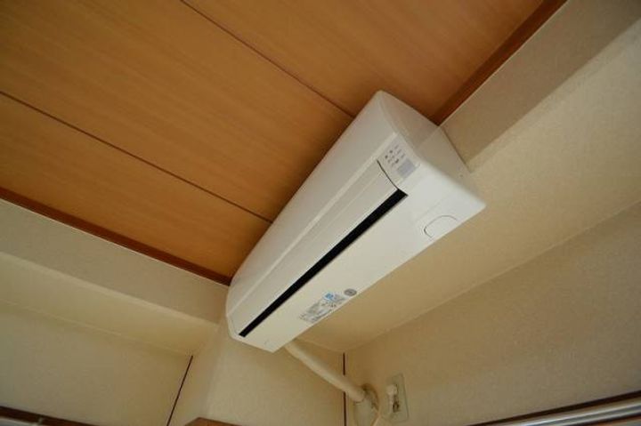 横川ラックビルの内装