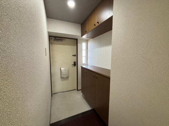 スペリア桑名アネックスIの玄関