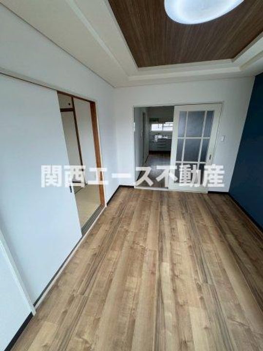 ラルゴ若江の内装