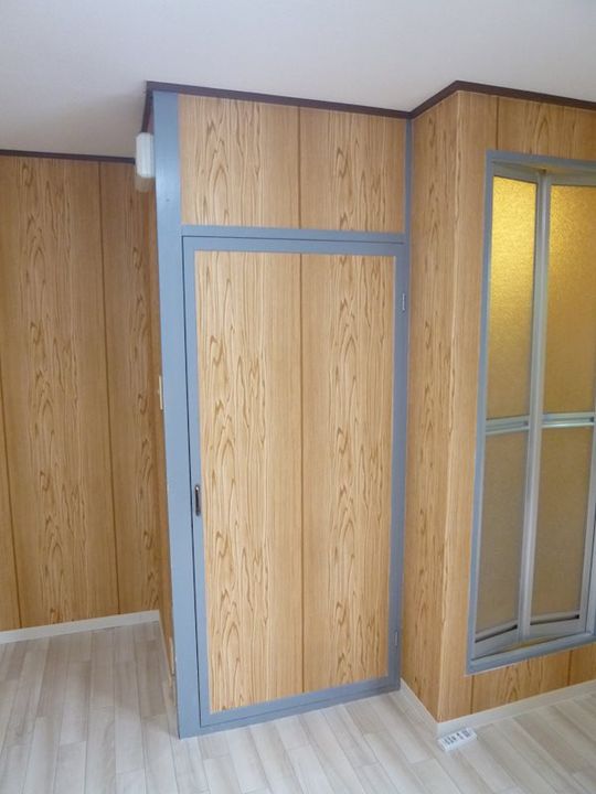 あかつきマンションの居間