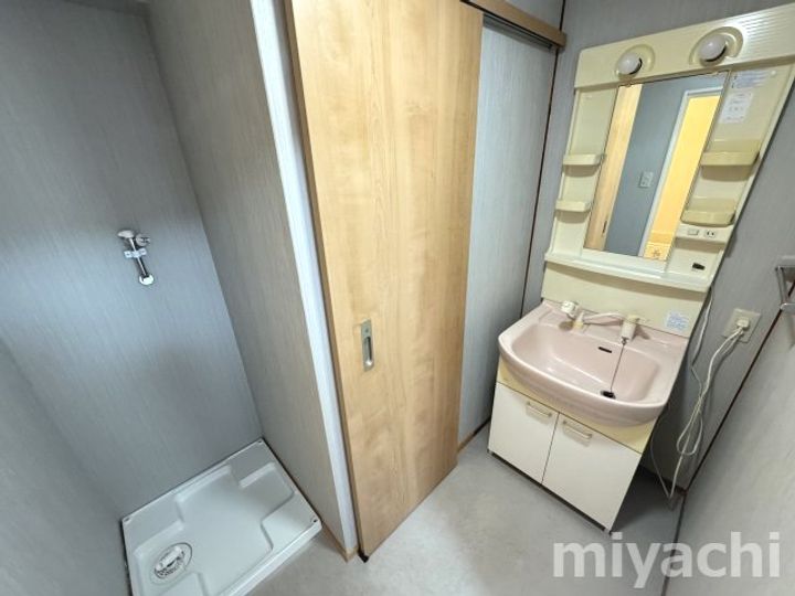 徳島県徳島市沖浜3(マンション)の賃貸物件の内装