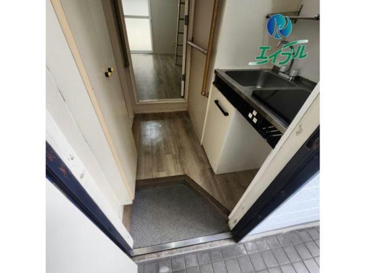 レオパレス21柴田の玄関