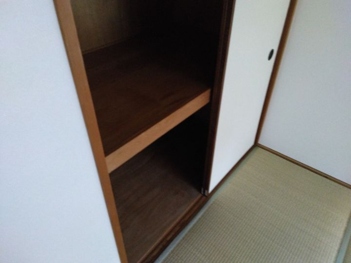 シャレー山科の内装