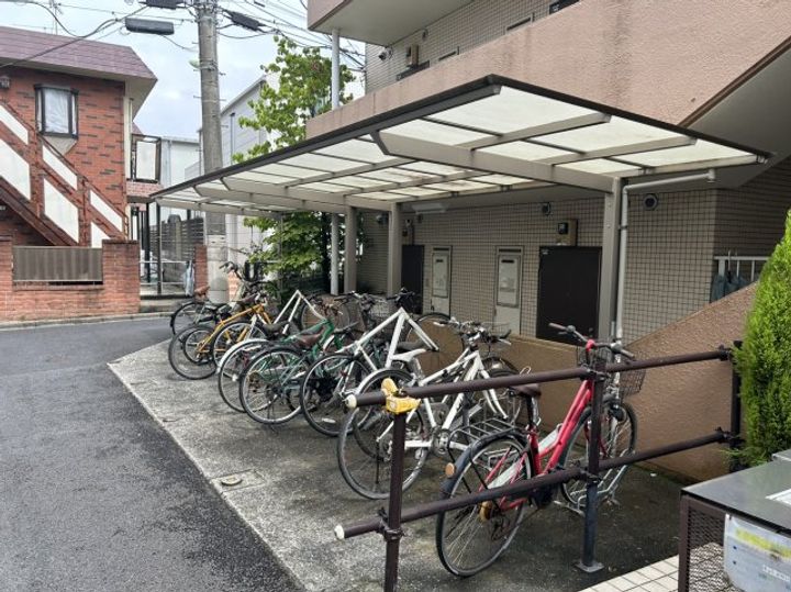 東京都世田谷区代田5(マンション)の賃貸物件の地図