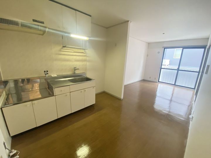 セジュール黎明A棟の居間