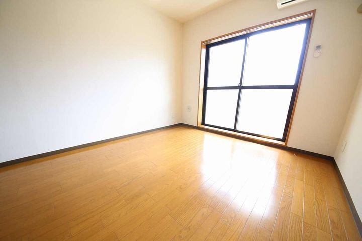 アヴァンツァーレの居間