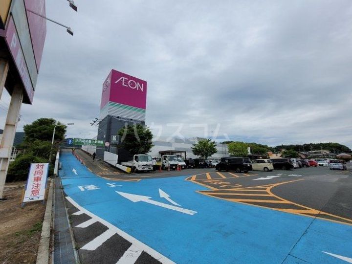 小手川マンションの周辺