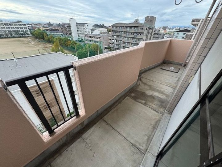 ピアドミールの内装