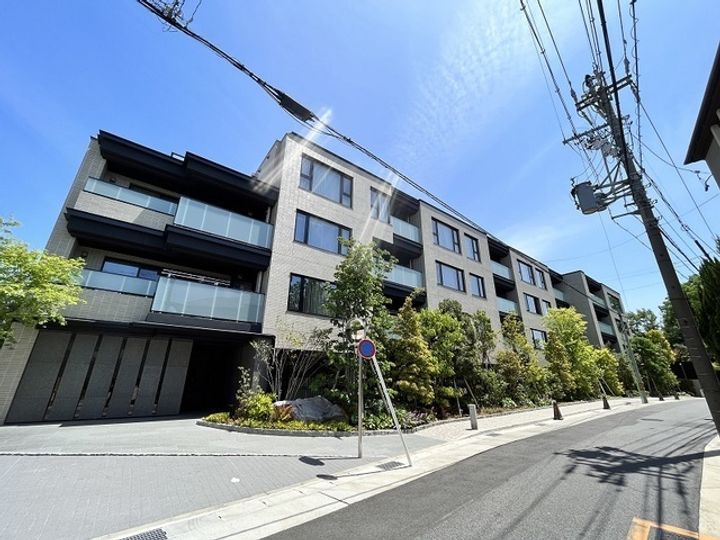 アネシア本山の外観