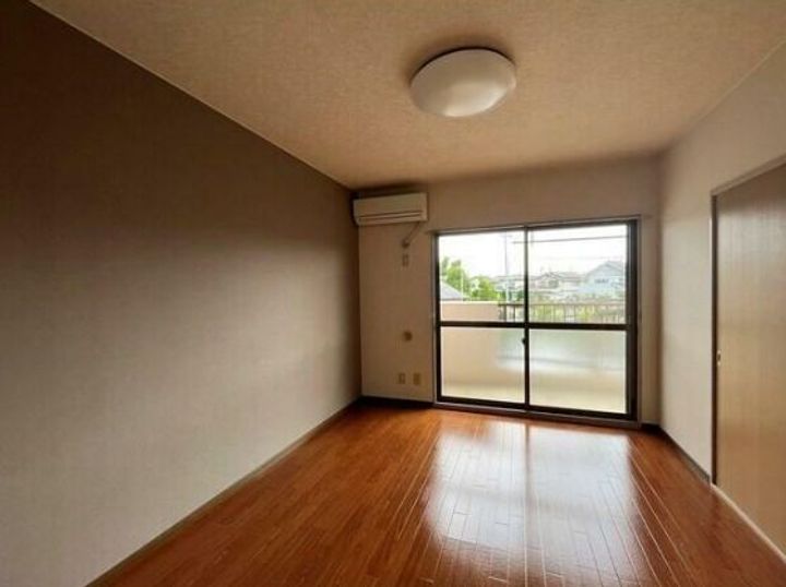 埼玉県熊谷市肥塚(マンション)の賃貸物件の居間