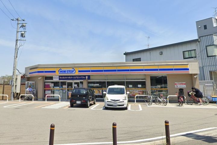 パラッツオディミヤモトの周辺