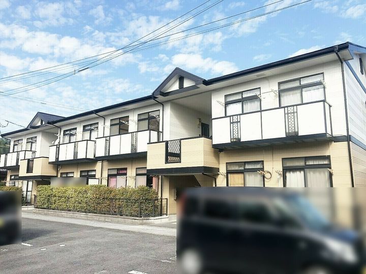 ドミール・たかくらI棟の外観