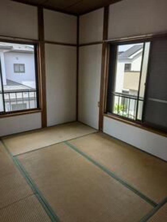 プチコモンズ山田の内装