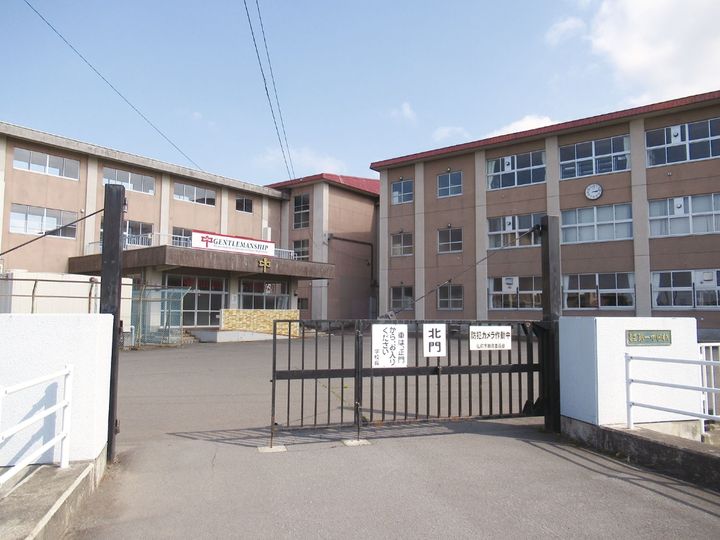 カーサ植田町の周辺