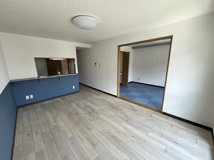 シャトーリーブ21の居間