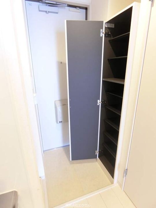 東京都昭島市拝島町3(アパート)の賃貸物件の玄関