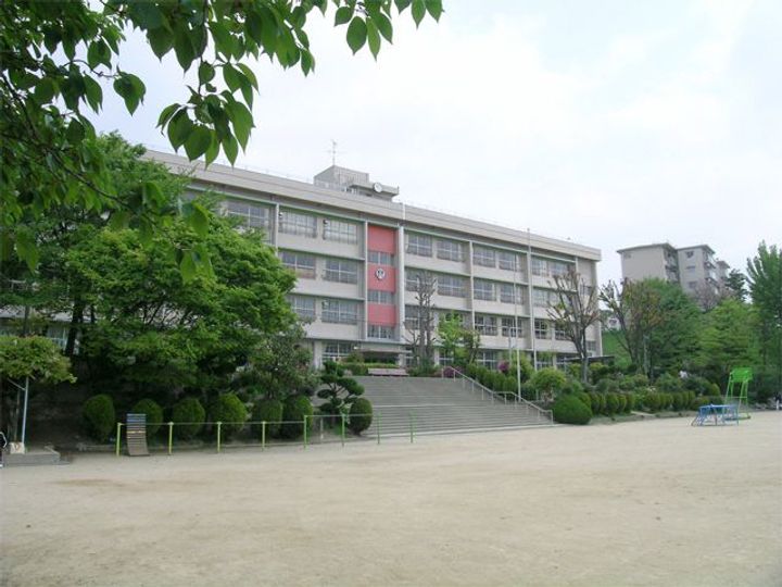 大阪府豊中市東豊中町5(マンション)の賃貸物件の周辺