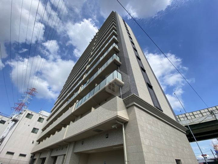 ソルテラスOSAKA EAST GATEの外観