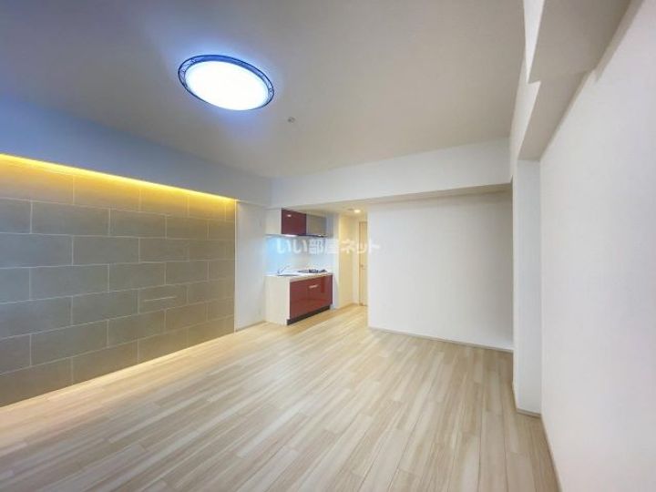 大阪府東大阪市長田中1(マンション)の賃貸物件の居間