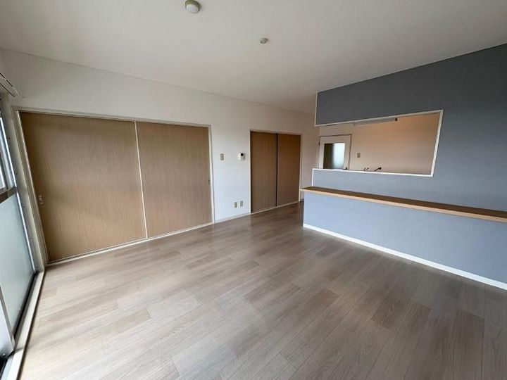 宮城県仙台市宮城野区萩野町2(マンション)の賃貸物件の居間