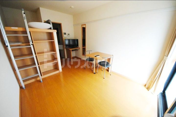 埼玉県さいたま市大宮区寿能町2(マンション)の賃貸物件の居間