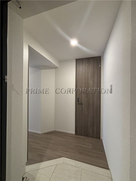 S-RESIDENCE駒沢大学駅前の玄関