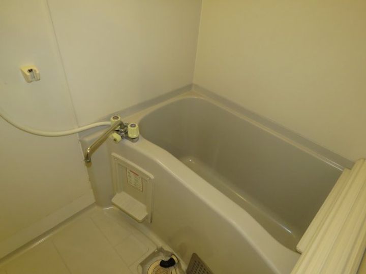 エレガンス霞ヶ関の風呂