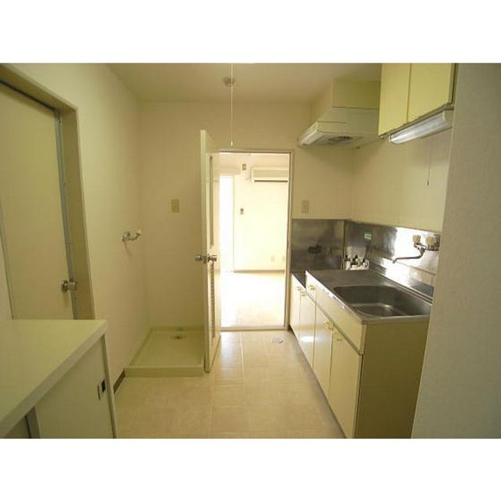 サンライズ赤木の玄関