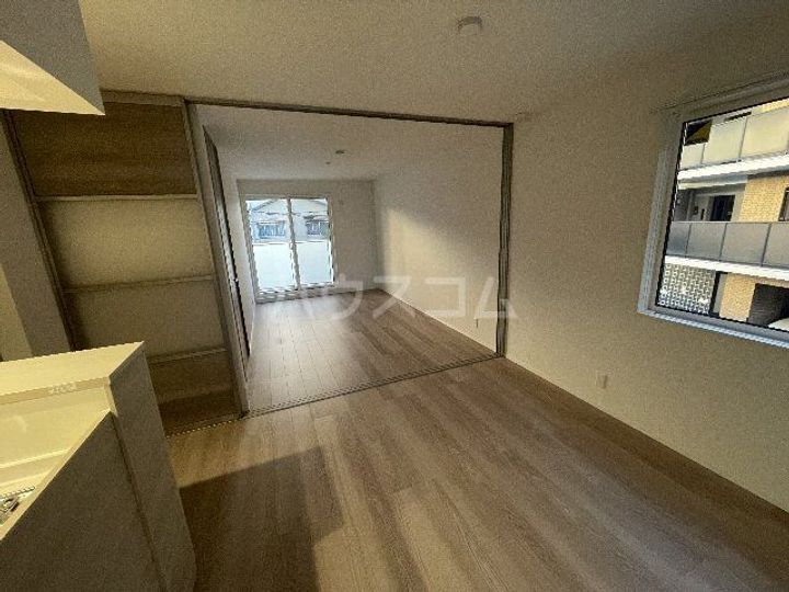 リベルテ四条梅津の居間