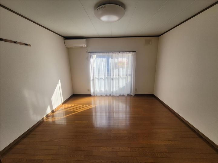 サンライズコートAの居間