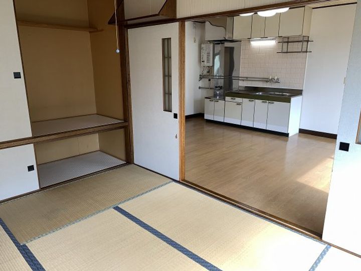 ハイネスフランセの内装