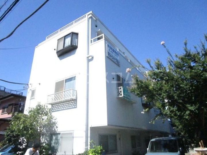 グレーシャーブルーの外観