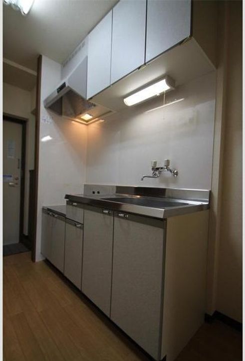 静岡県掛川市富部(マンション)の賃貸物件のキッチン