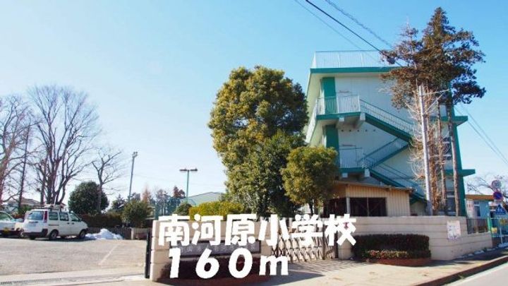 アイスバーグIIの周辺