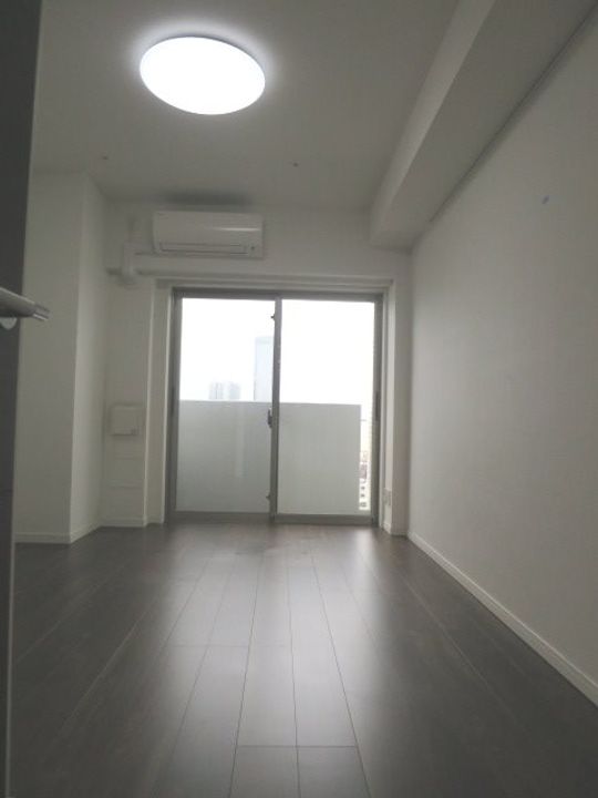 AZEST中野新橋の居間