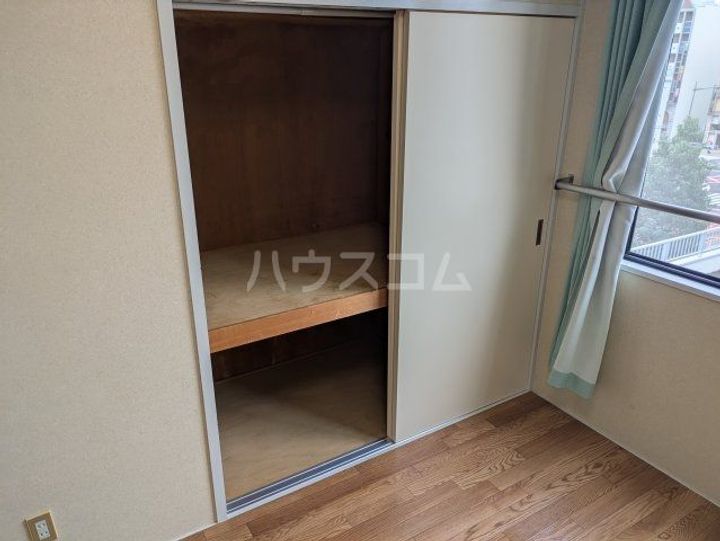 アートスクエアの内装