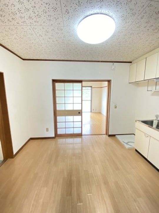 山陽ハイツ三の宮の居間