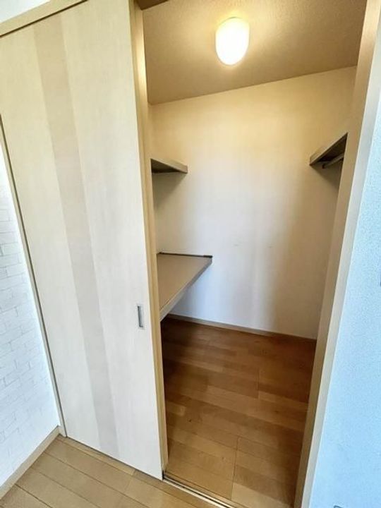 エクセラン多布施の内装
