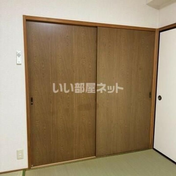 カルディア源の内装