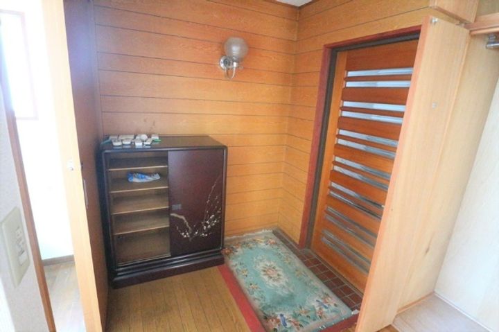 東京都大田区蒲田2(マンション)の賃貸物件の玄関