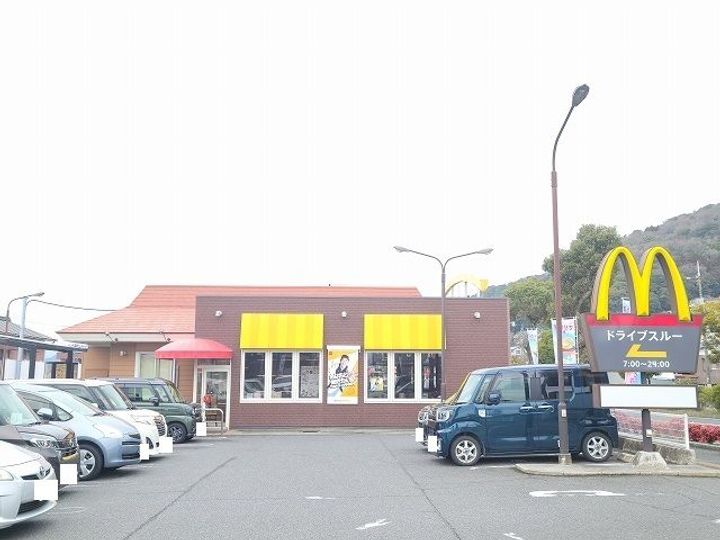 ラ ヴィーダ ヌエバの周辺