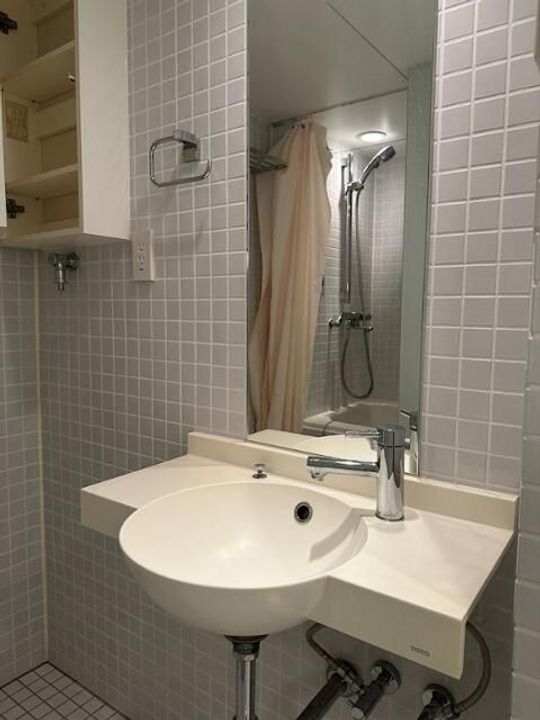 Modelia Brut表参道の内装