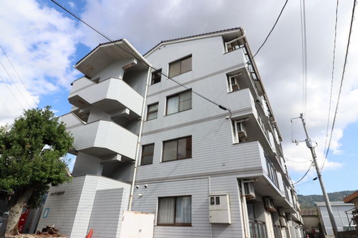 カーサ蟹原の外観