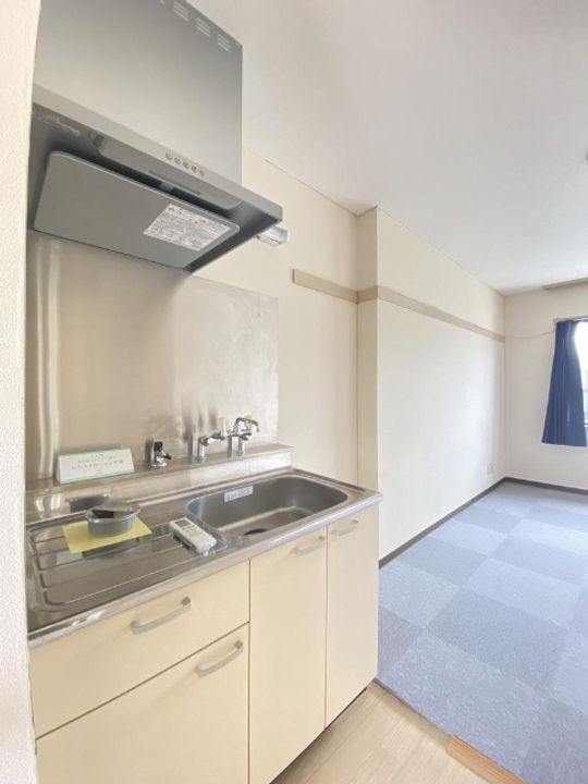 レジデンスKURASAWAのキッチン