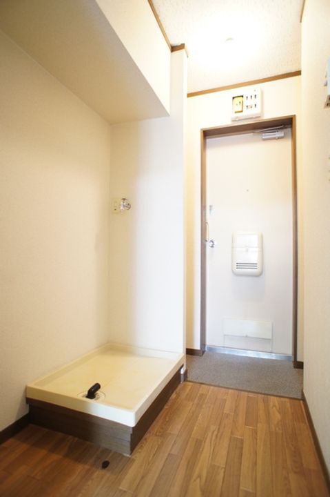 神奈川県川崎市多摩区東生田1(マンション)の賃貸物件の玄関