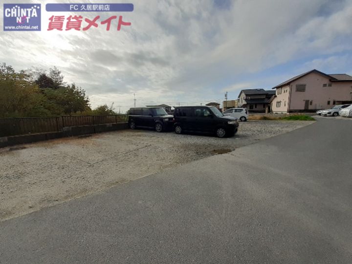 メゾンひかり館の地図