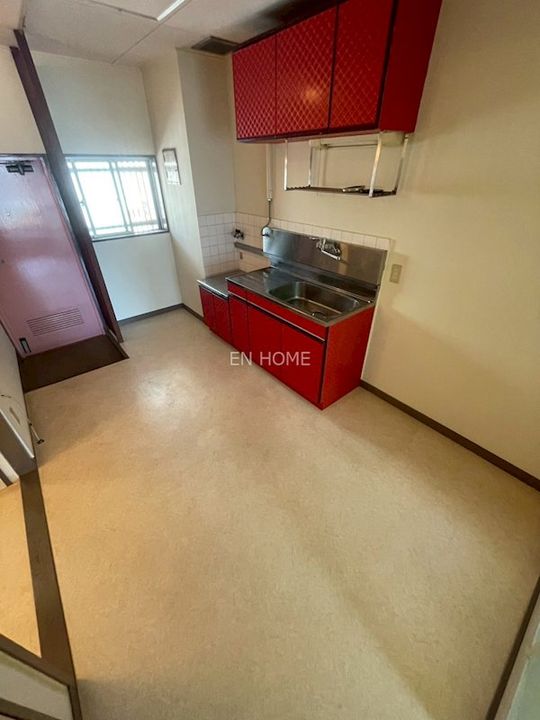 ニチエイビルの内装