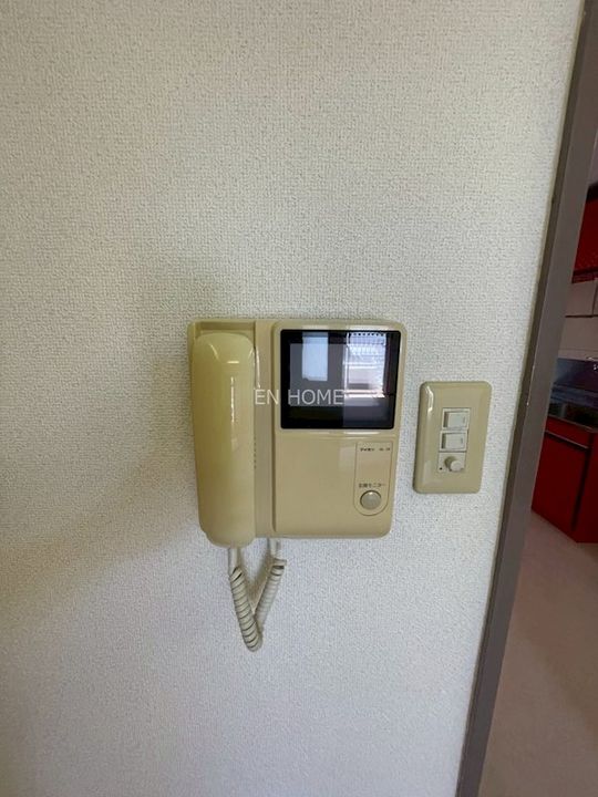 ニチエイビルの内装